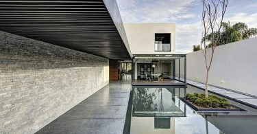 Проект резиденции LA House от студии Elias Rizo Arquitectos