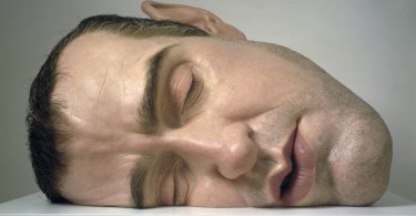 Скульптура от Ron Mueck