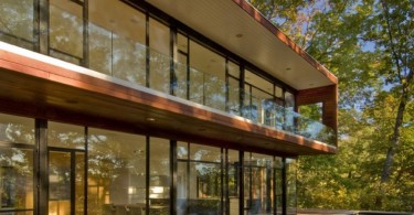 Проект особняка Wissioming Residence в парке от Robert Gurney Architect