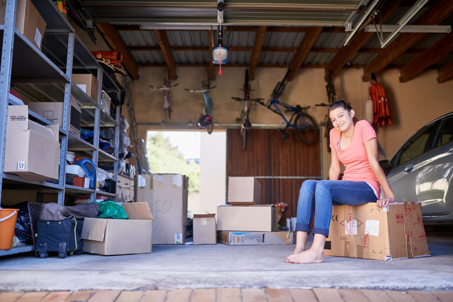 Lifting equipment in the garage at home