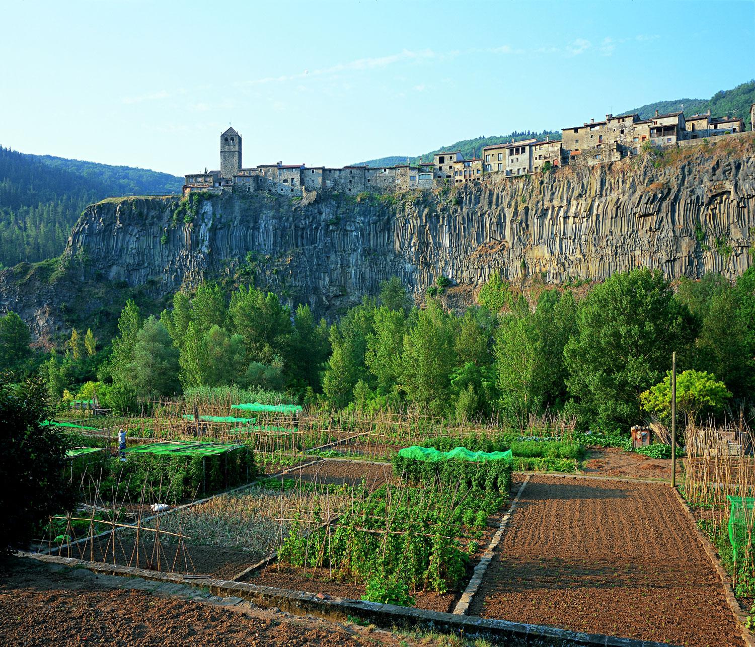 Castellfollit de la Roca в Каталонии