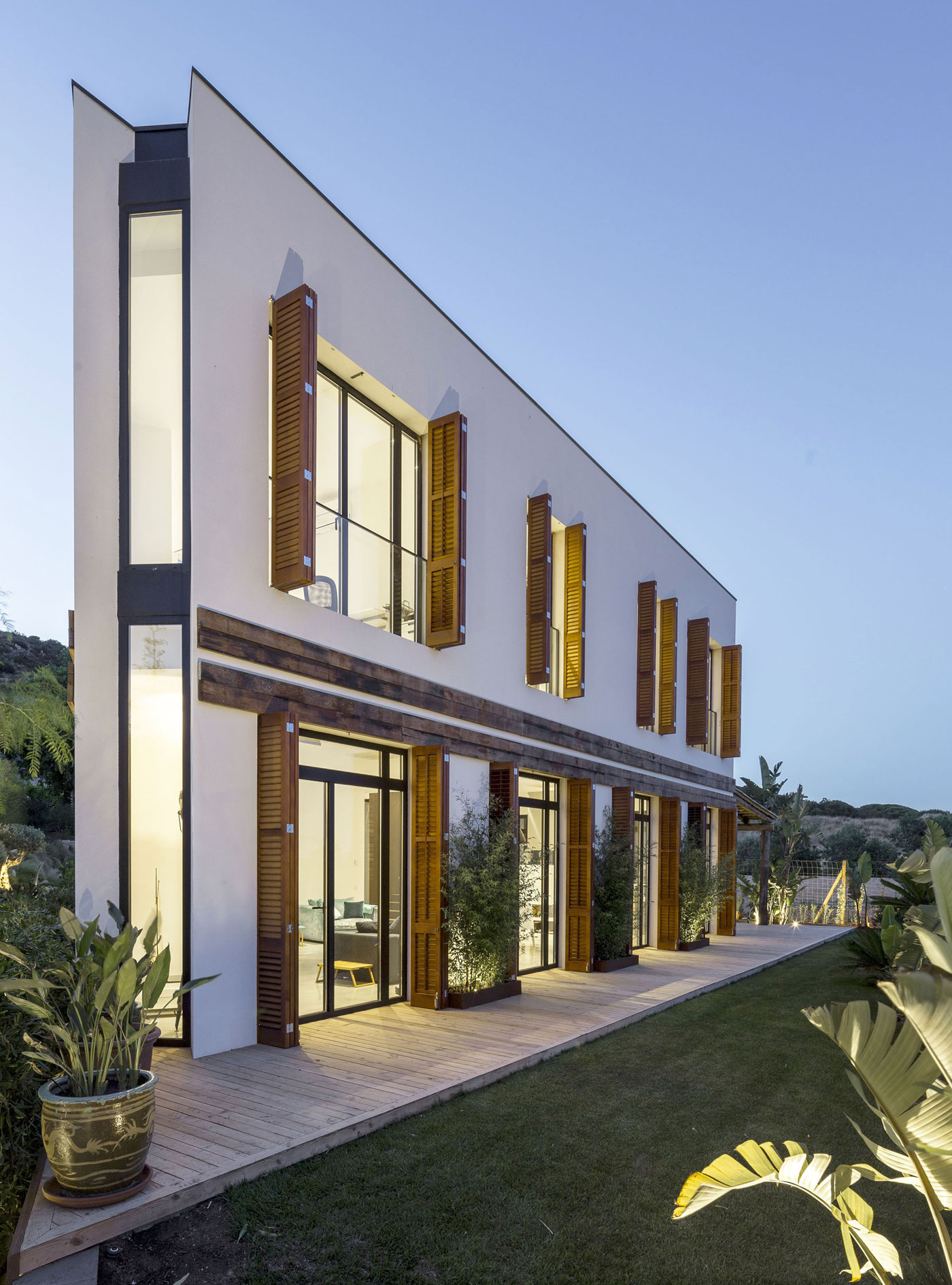 Экстерьер частной резиденции A House в Испании