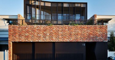 Великолепная фактурная кладка сказочно преобразила Warehouse-Inspired Brick в Мельбурне