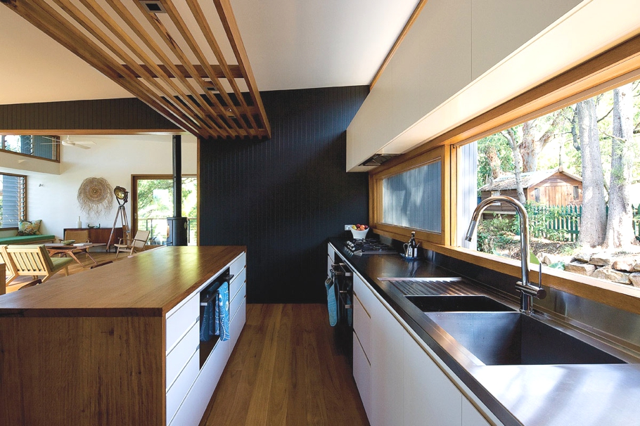 Дизайн интерьера кухни в Ozone House