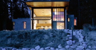 Дом в стиле лофт на берегу озера Айдахо