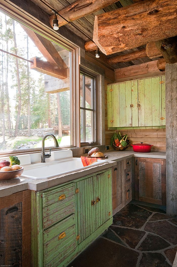 Деревянные кухонные шкафчики в стиле ретро