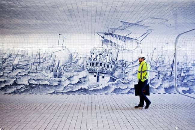 Дизайн тоннеля в Амстердаме: стенная фреска