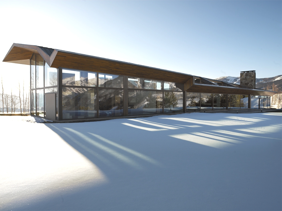 Дизайнерский дом в горах со стеклянными стенами - Фото 2