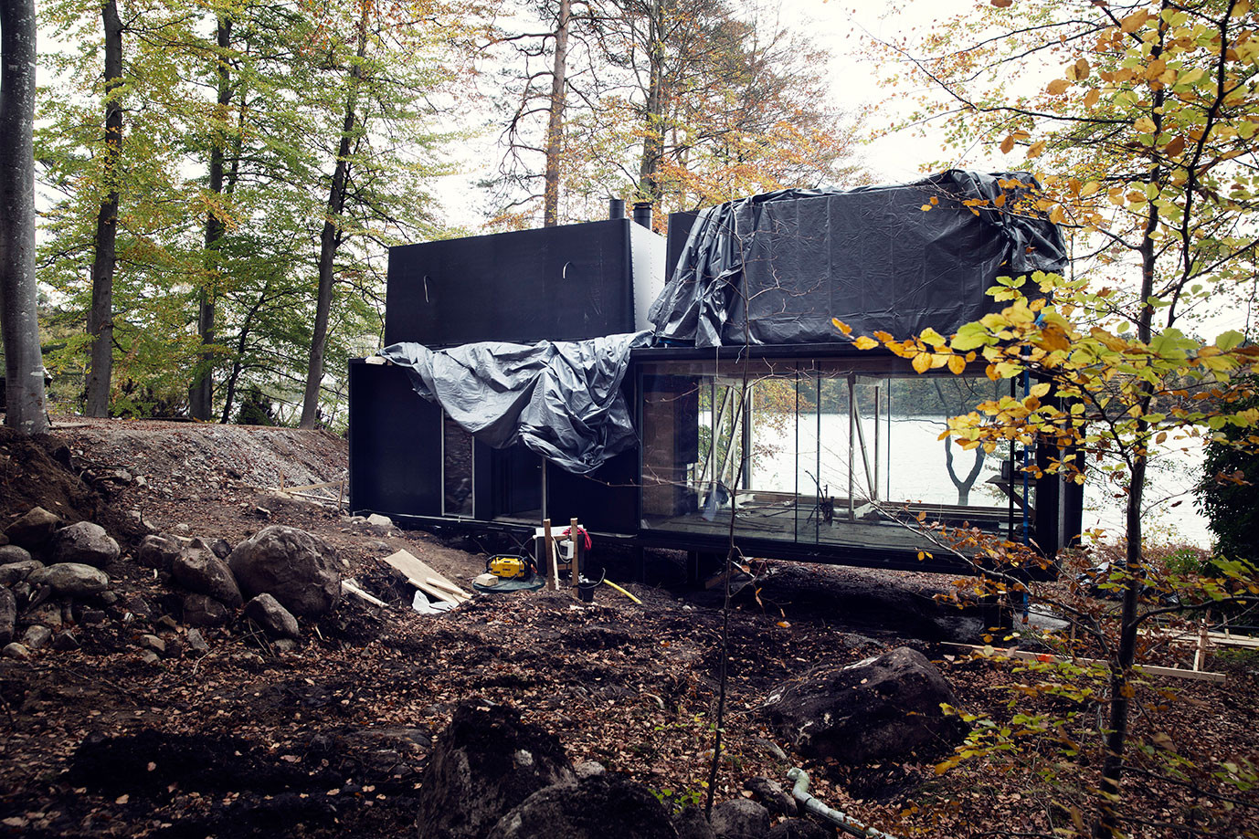 Фото постройки домика в лесу Фото - 05