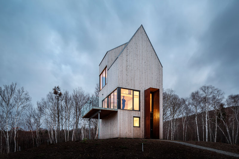 Дом с деревянным фасадом от Design Base 8