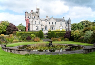 Эклектичный интерьер шотландского замка в пригороде Глазго