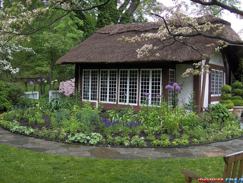 Дизайн сада в английском деревенском стиле