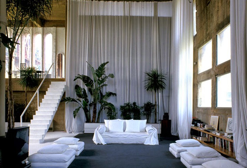 Дизайн интерьера гостиной от Ricardo Bofill