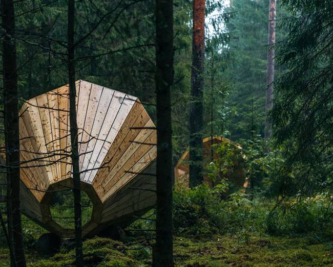 Необычные беседки в лесу Эстонии - фото 3