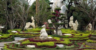Сад миллионолетних камней в Тайланде