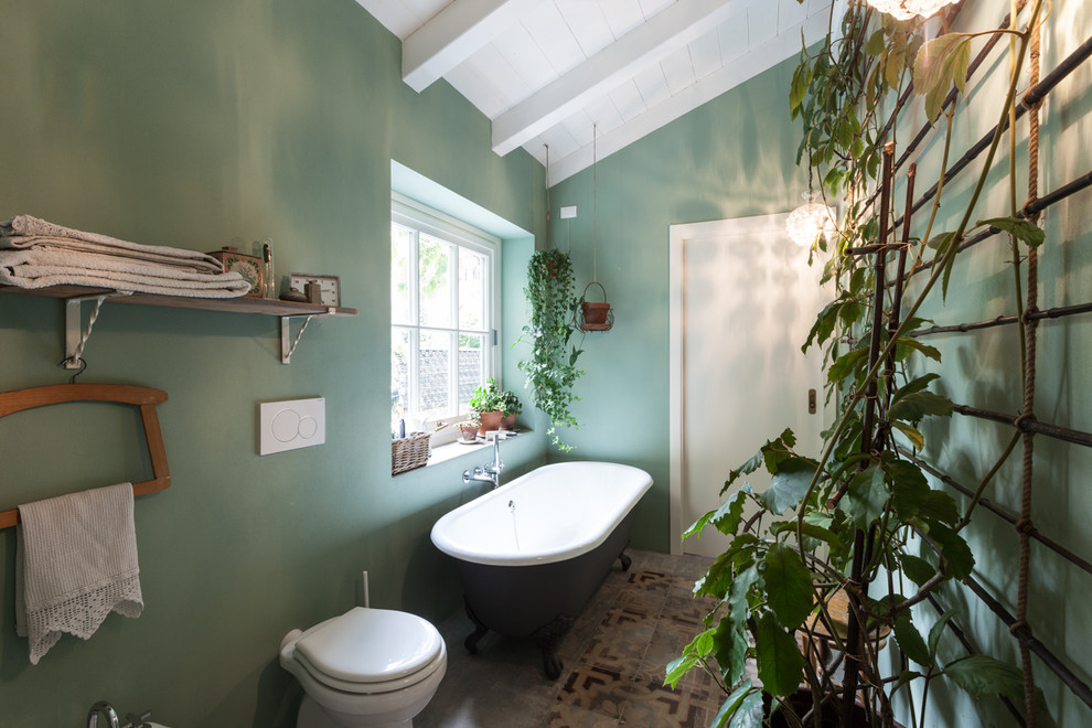 Проект реконструкции старого дома в стиле ретро в Италии: ванная