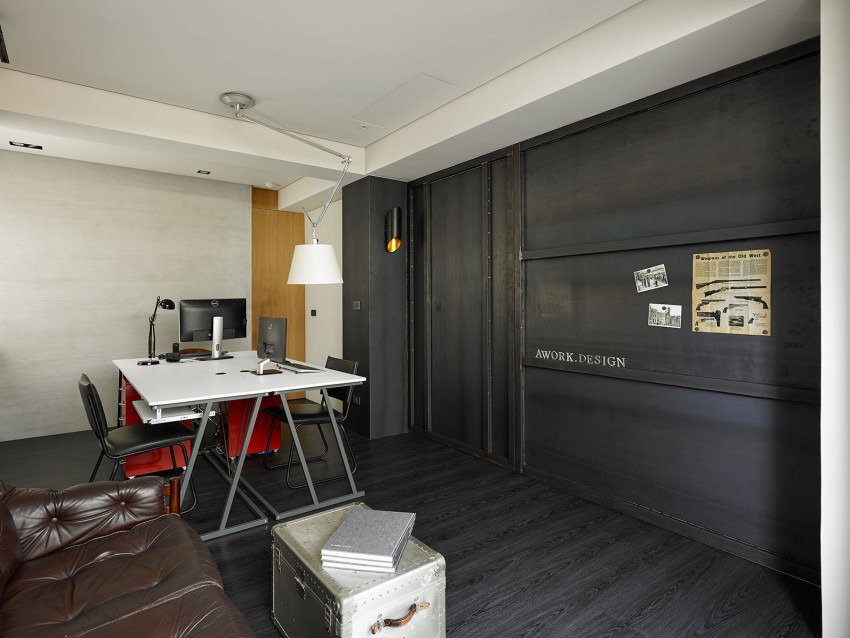 Серый цвет в интерьере дома в Тайване: рабочее пространство с другого ракурса