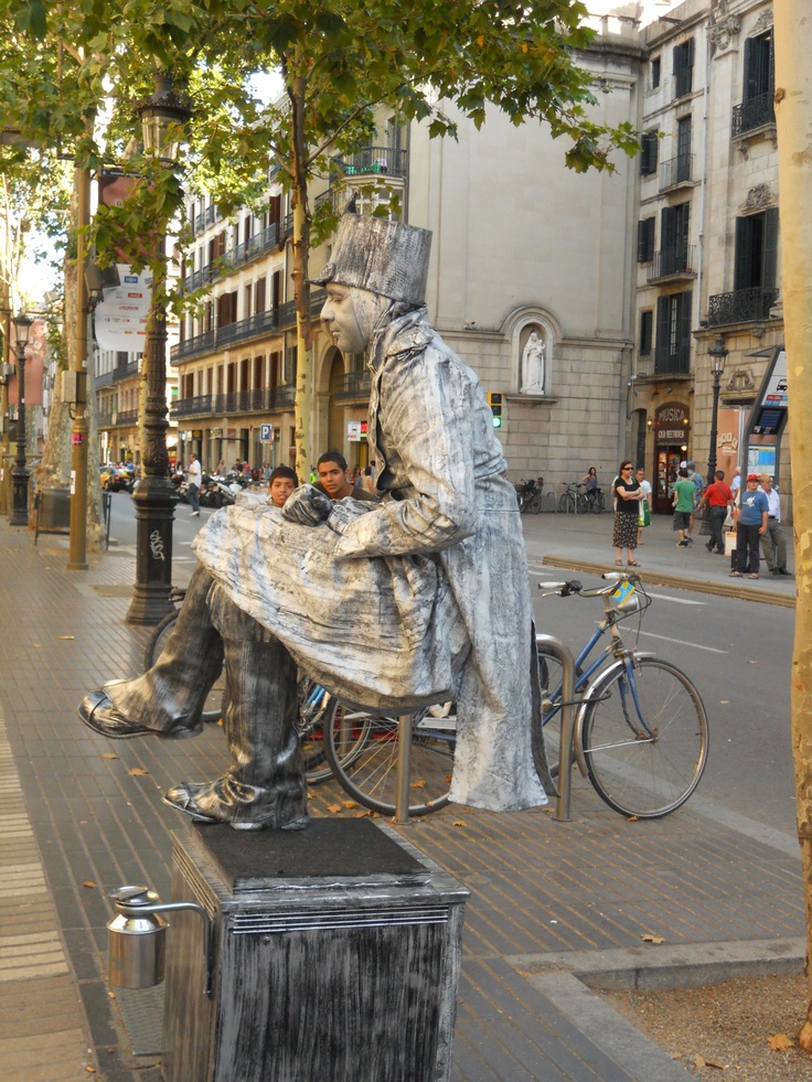 Памятник Рас-Ламбрас в Барселоне