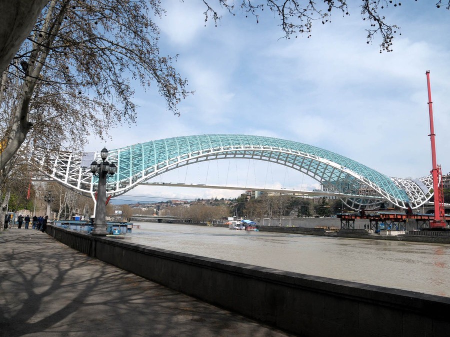 Мост Мира в Тбилиси