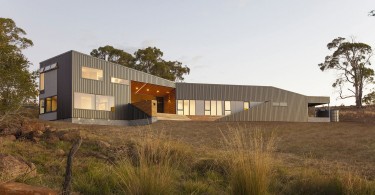 Valley House от Philip M Dingemanse в Австралии
